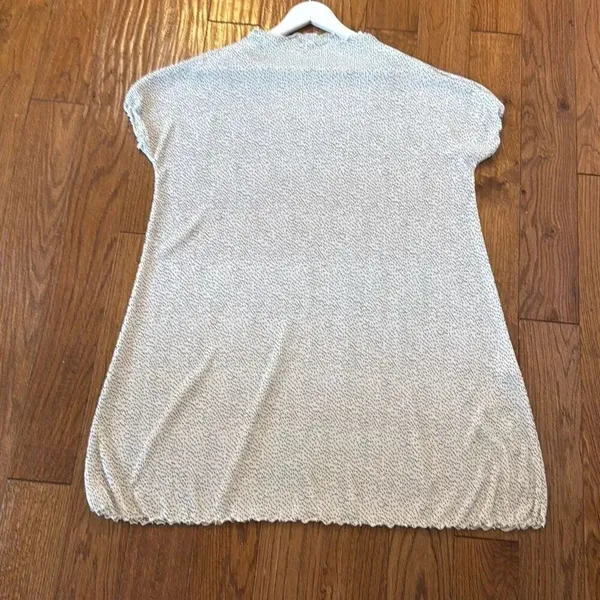 Nothing Fits but pleated cap sleeve dress maternity - Image 6