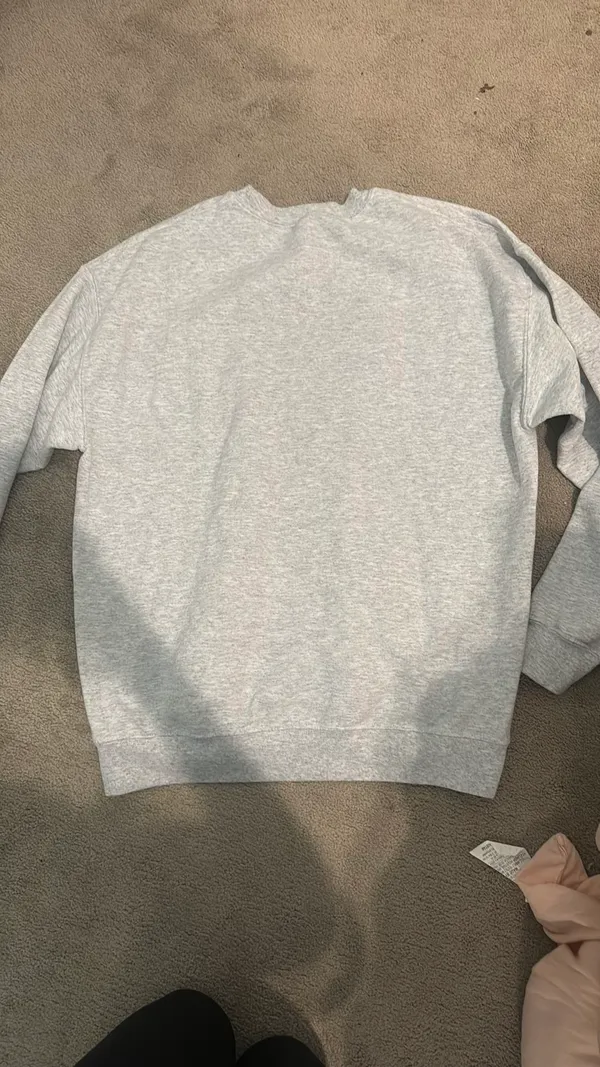 Sweatshirt Gray Size L - Image 3