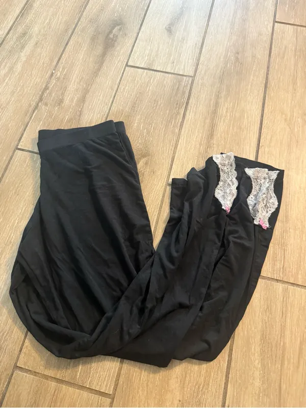 Victoria's Secret Black Lounge Pants with Lace Trim - Image 5