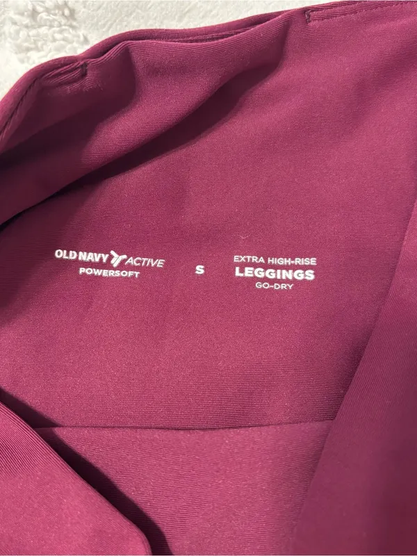 Old Navy High-Waist Burgundy Leggings - Image 3