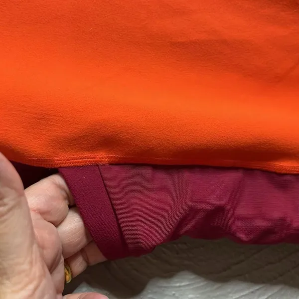Powerhold leggings with pockets in orange, pink, maroon size M - Image 2