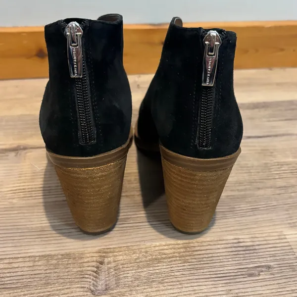Vince Camuto Black Suede Ginsel Boots - size 8.5 - Image 4