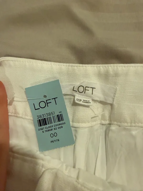 Loft Petite Clean Wide-Leg Pants - Image 4