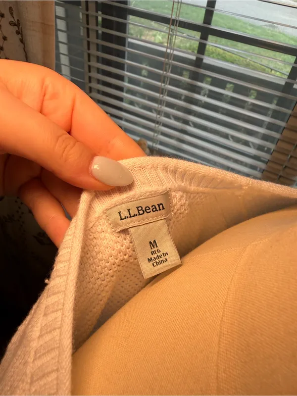 L.L. Bean Women's White Knit Long-Sleeve Top - Image 3