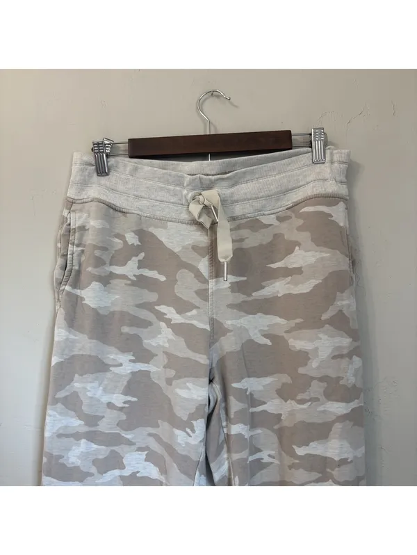 Athleta Balance Printed Jogger Neutral Camo Sweatpants Tall Medium MT - Image 3