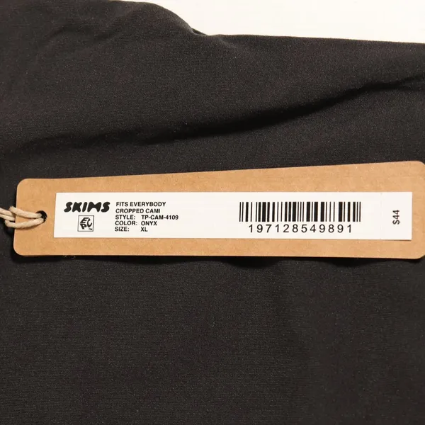NWT SKIMS Fits Everybody Cropped Cami in Onyx - Image 15