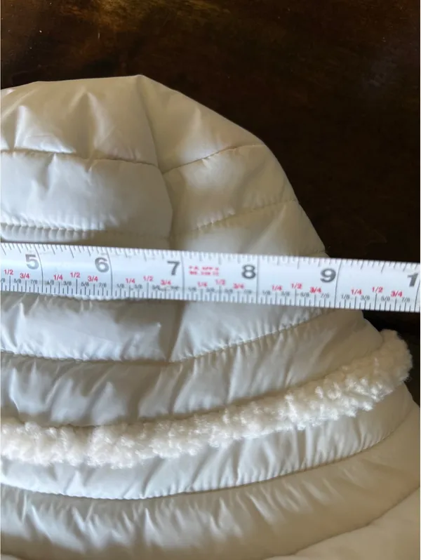 UGG White Fleece Lined Bucket Hat Size Small - Image 9