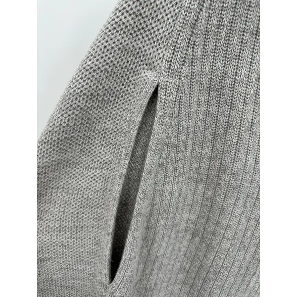 Banana Republic Womens Gray Oversized Sleeveless Zip Front‎ Sweater Vest M/L - Image 4