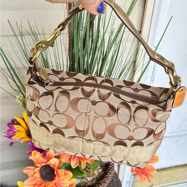 Coach Brown and Tan Women's Vintage Bag - Image 9