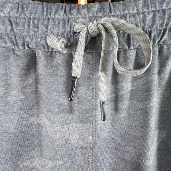 Vuori Performance Jogger Grey Camo Drawstring Sweatpants Dreamknit Women Medium - Image 6