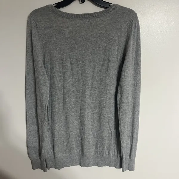 Banana Republic Women's Merino Wool Blend Gray Sweater Button Detail Size XL‎ - Image 8