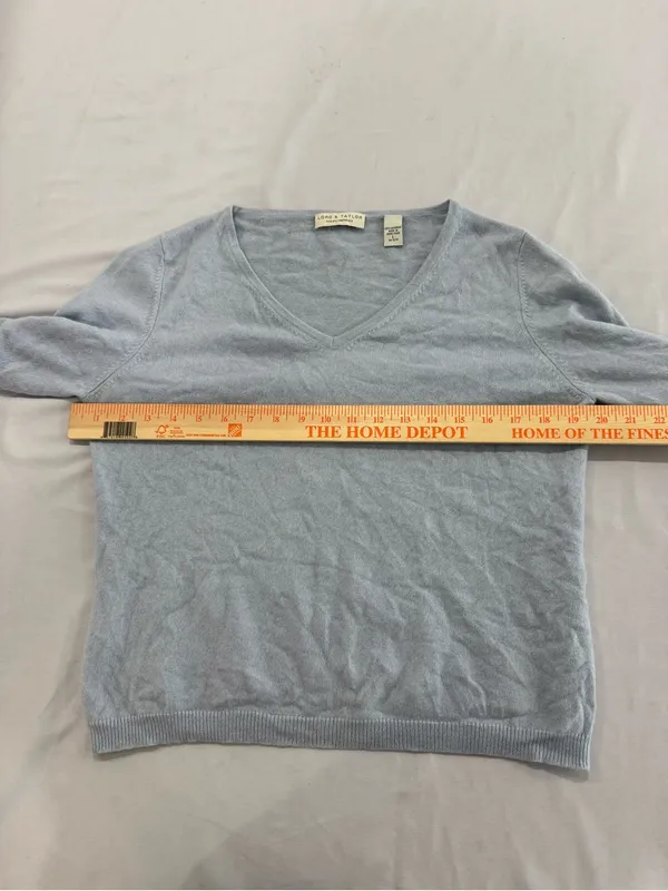Lord & Taylor Vtg 100% Cashmere Sweater V-Neck Long Sleeve Large - Image 4