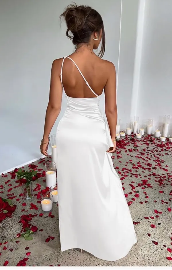 White one shoulder split maxi dress Size M - Image 3