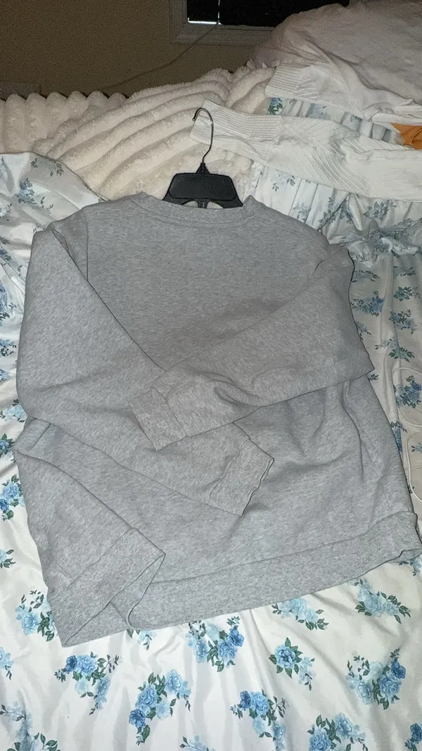 Lululemon Crewneck - Image 2