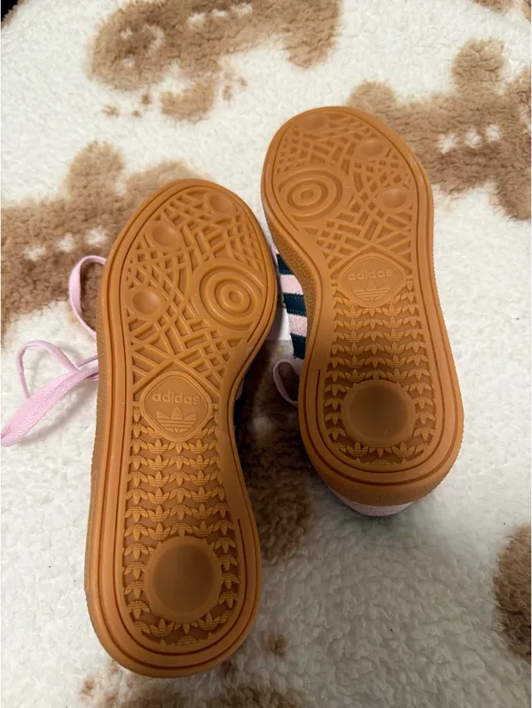 Adidas Women’s Handball Spezial Sneakers - Image 5