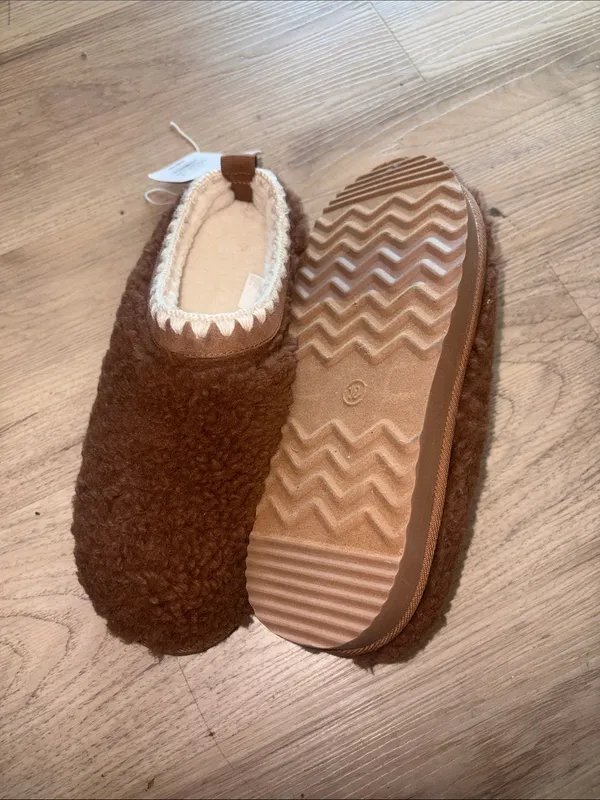 Auden Brown Fuzzy Sherpa-Lined Mules - Image 6