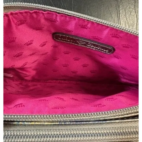 Juicy Couture Quilted Metallic Wristlet With Chain Strap &‎ Pink Crown Lining - Image 4