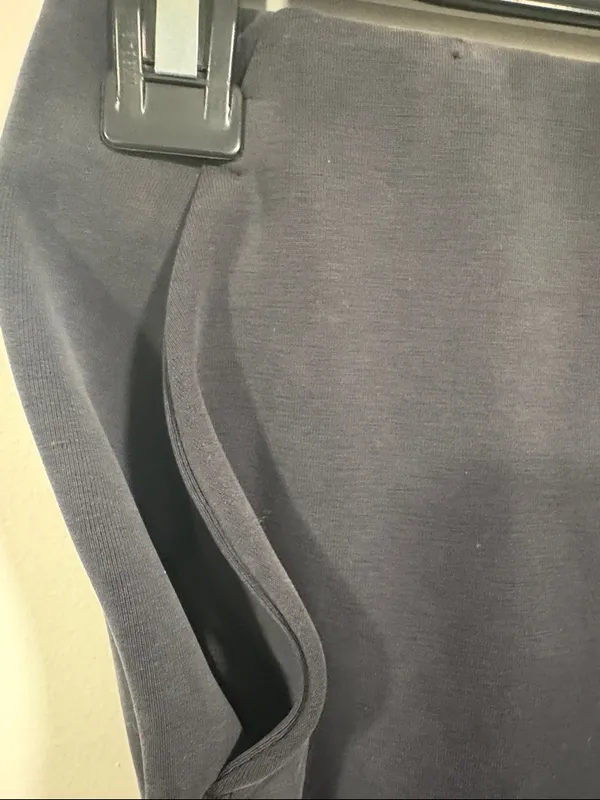 New without tags Lululemon Softstreme High-Rise Midi Skirt - Image 6