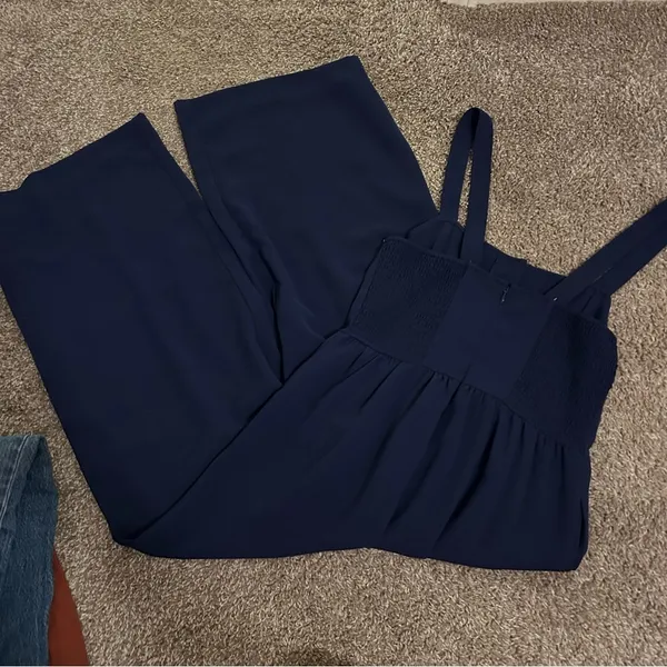 Madewell Smocked Button-Front Crop Jumpsuit - Image 7