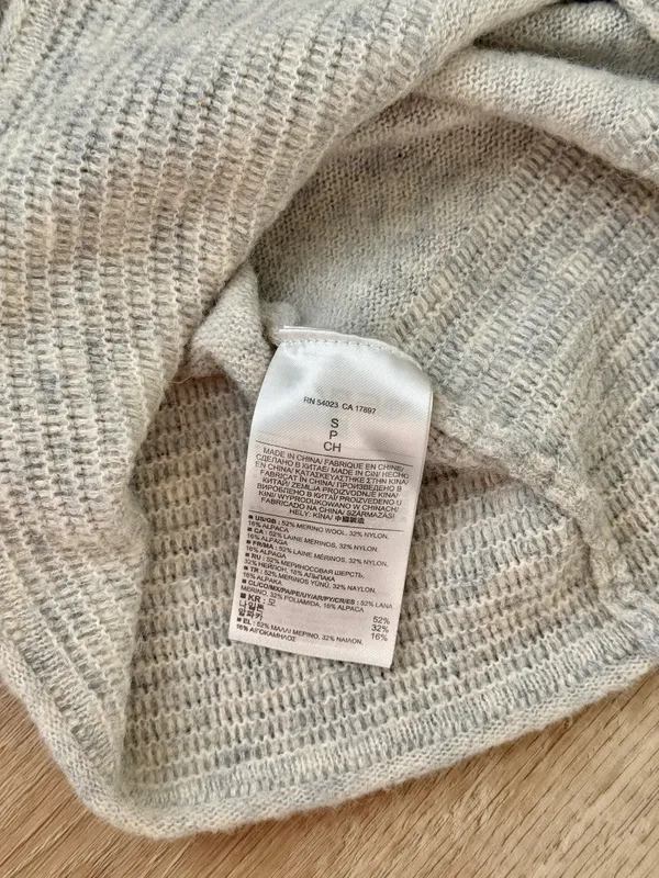 Banana Republic Merino Wool and Alpaca Blend Mock-Neck Sweater - Image 5
