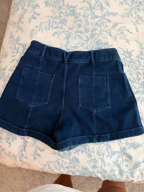 Boutique Rae Mode Shorts - Image 2