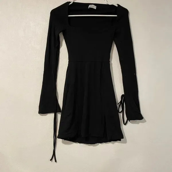 Oh Polly Black Long Sleeve Skater Mini Dress US 0 Coquette Party - Image 2