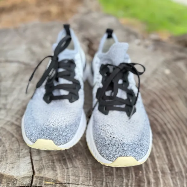 Nike Epic React Flyknit 2 White Black Oreo women Size 8.5 Running Sheos - Image 4