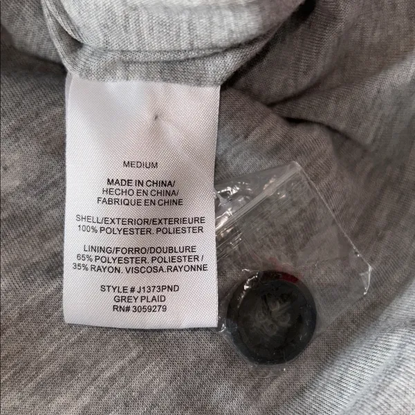 Thread & Supply Womens Gray Button Down‎ Plaid Shacket Size Med Flannel Fall - Image 9