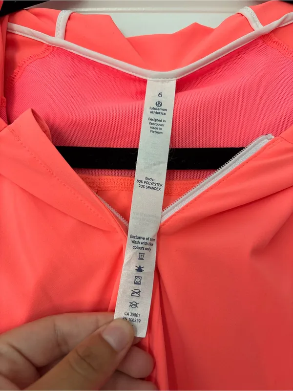 Lululemon Sun Showers Jacket - Image 4