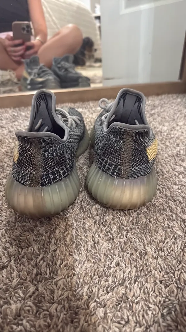Yeezy Boost 350 - Image 3