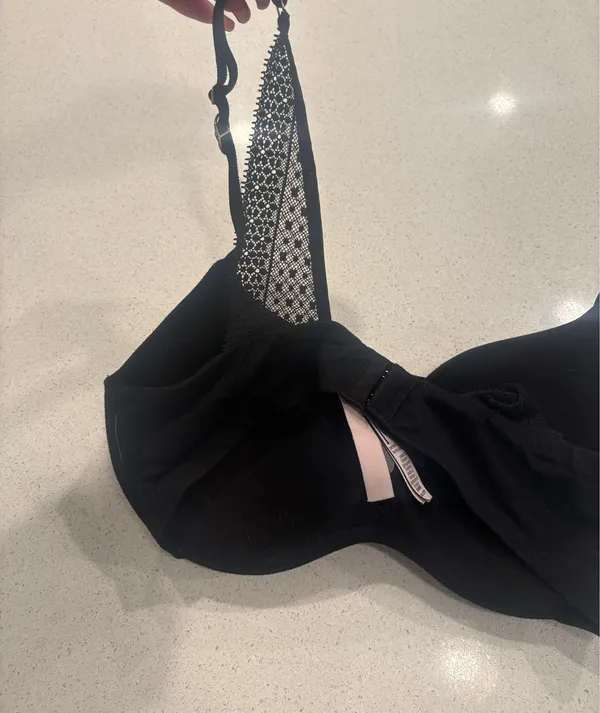 Black Victoria’s Secret bra - Image 3