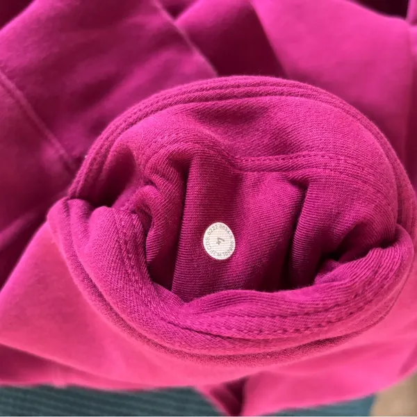 Lululemon All Yours Hoodie Fleece Lined Ripened Raspberry Size 4 Pocket Athletic - Image 4
