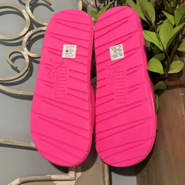 Puma Pink Slides Shower Shoes Sandals Beach Pool Womens 8 - Image 12