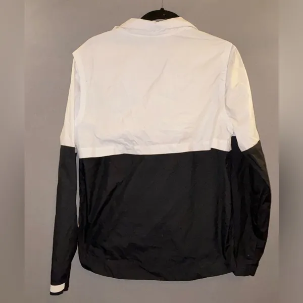 Nike university of Iowa pullover windbreaker women’s small Hawkeyes - Image 4