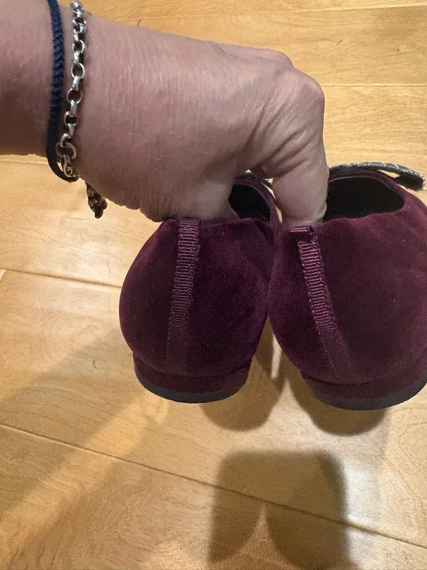 Boden beaded bow pointed velvet flats shoes burgundy sz 38 7.5 8 - Image 5