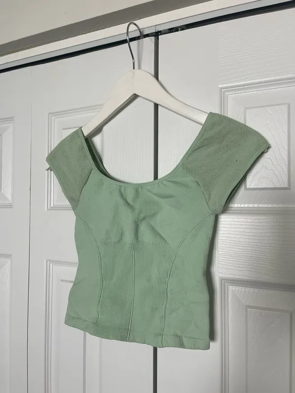 Free People Movement Ribbed Top Crop M/L - Image 2