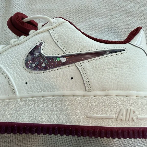 Nike Air Force 1 Low Valentines Day (2024) Size 10 Womens New ,Glitter No Box - Image 6