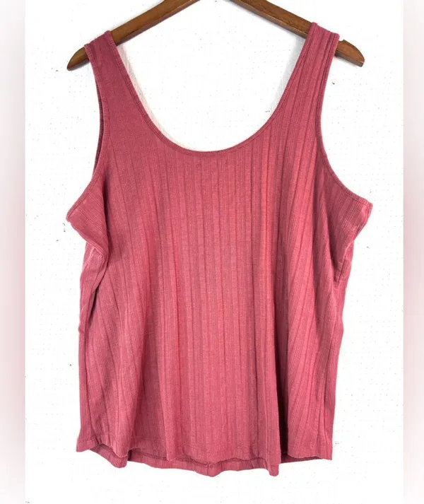 Maurices XL Y2K Ribbed Button Detail Crop Tank Too in Mauve Pink Tank Top - Image 2