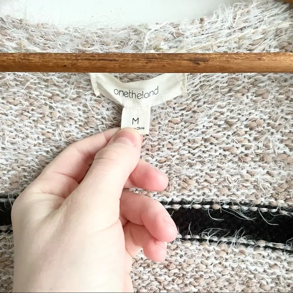 Onetheland striped soft cardigan size medium - Image 6