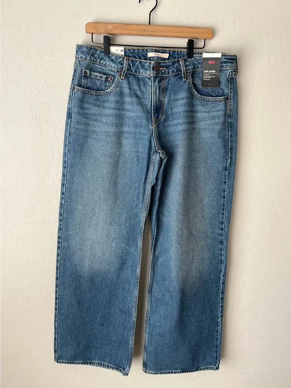 Levi’s low loose jeans NEW 32x32 wide leg - Image 6