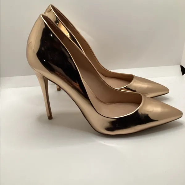 Steve Madden Daisie Metallic Rose Gold point toe heels. Size 8 - Image 8