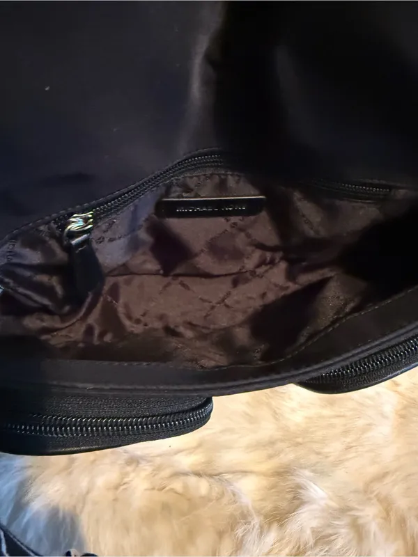 Michael Kors Khai Medium Nylon Messenger Bag - Image 10