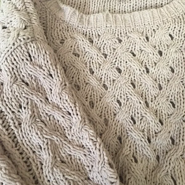 Pale pink sweater - Image 2