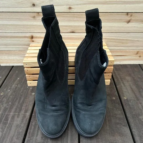 Black Suede Leather Timberland Chelsea Ankle Boots - Image 3
