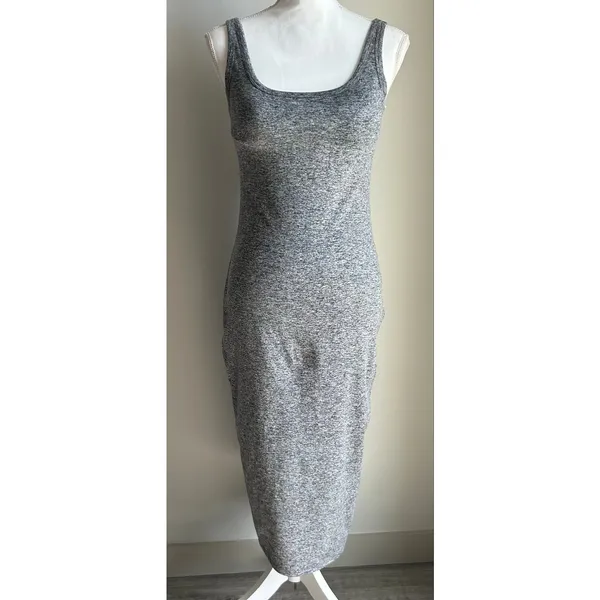 Vuori Midi Athletic Dress Built in Sports Bra Comfy Soft Classic Size Small - Image 2