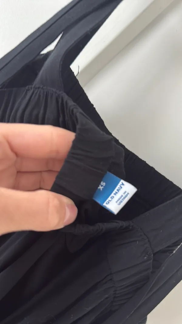 Old Navy Black Sundress - Image 3