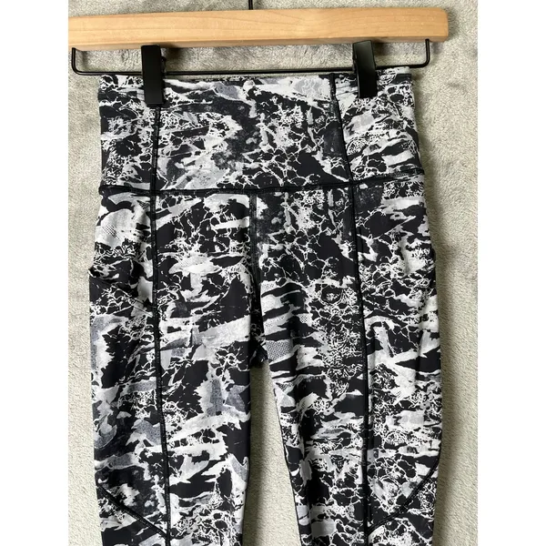 Lululemon Fast & Free‎ 7/8 Tight II *Nulux 25" Interlaced Starlight Black Size 2 - Image 2