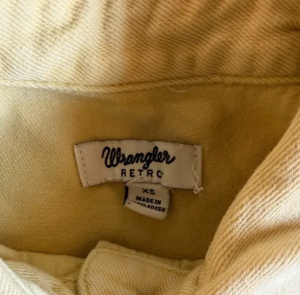 Wrangler Retro Women’s Yellow Pearl Snap Button Up Western Shirt - Image 3