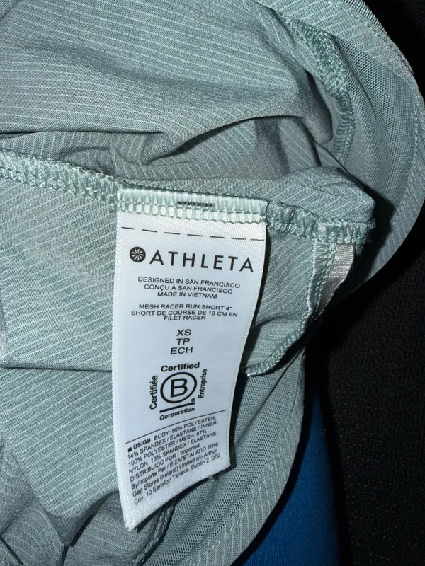 Athleta Mesh Racer Run Shorts 4" - Image 4