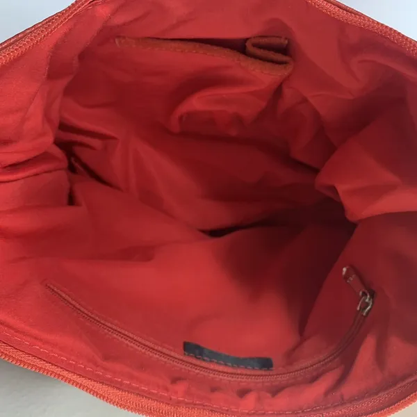 Iris Tyler Leather Layered Ruffles Red Shoulder Purse Bag Zip - Image 3